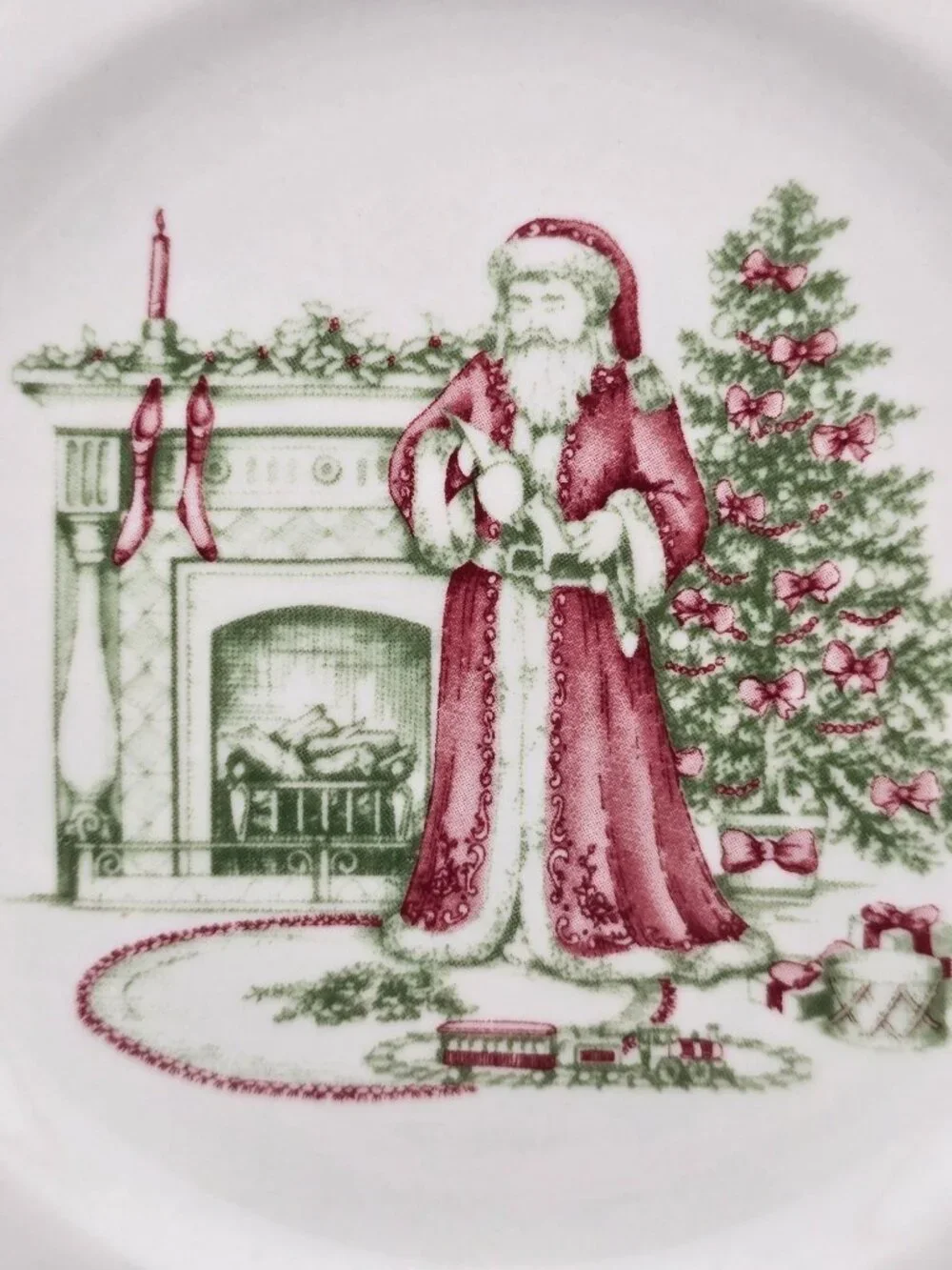 Johnson Bros Christmas Scenes Square Salad Plate Santa 7.75